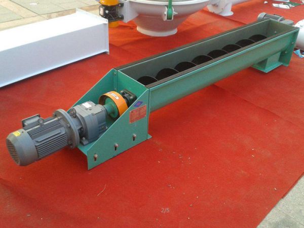 絞龍輸送機要使用適合的潤滑劑